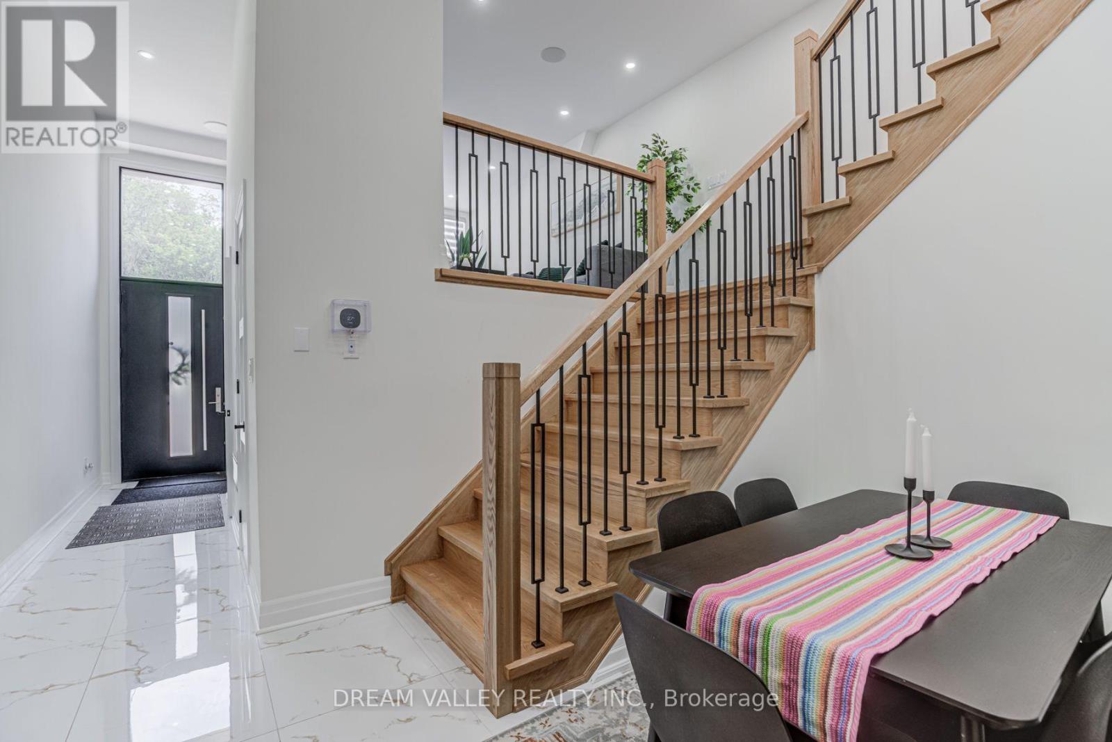 160 Byng Avenue, Toronto, Ontario  M1L 3P2 - Photo 12 - E13779514