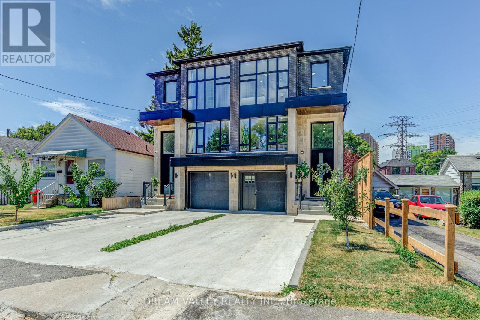 160 Byng Avenue, Toronto, Ontario  M1L 3P2 - Photo 2 - E13779514