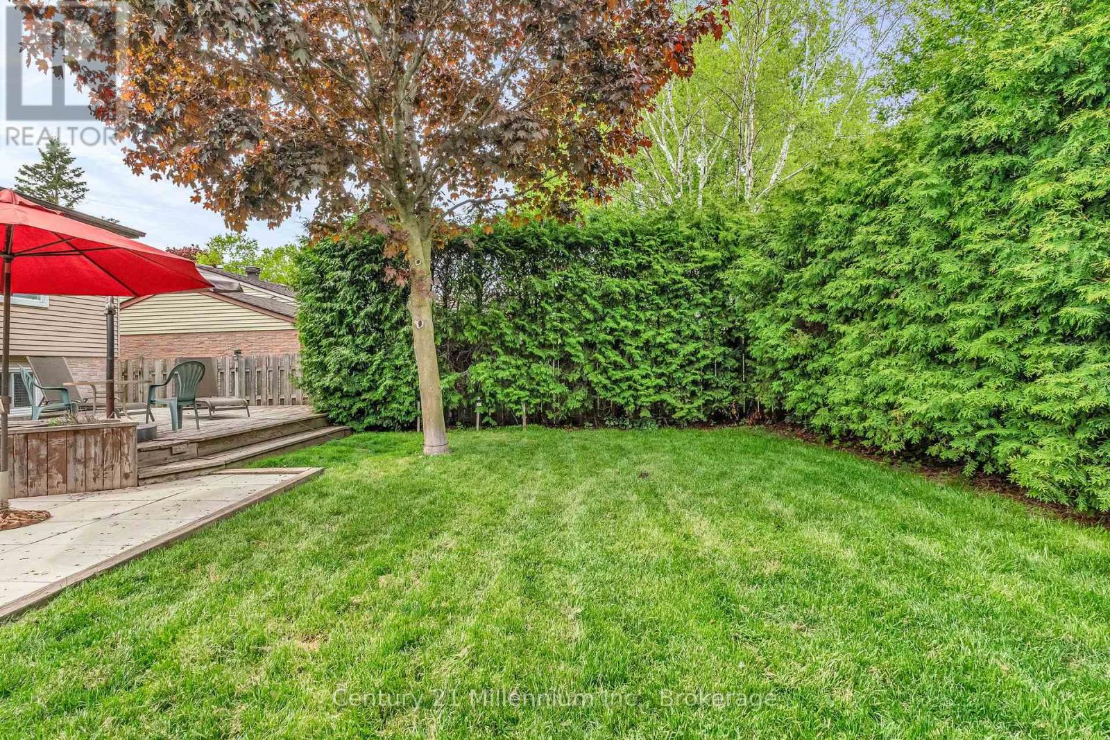 Drive - 43 Stoddart Drive, Aurora, Ontario  L4G 2G2 - Photo 33 - N13779390