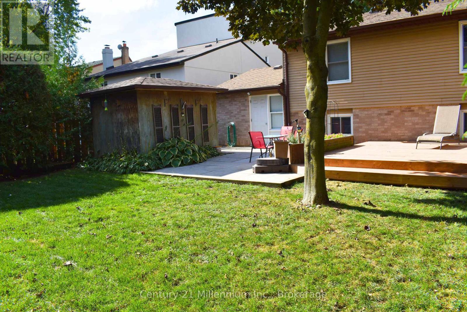 Drive - 43 Stoddart Drive, Aurora, Ontario  L4G 2G2 - Photo 34 - N13779390