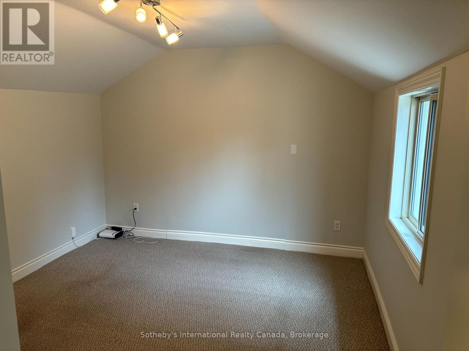303 Oak Street, Collingwood, Ontario L9Y 2Y2 - Photo 11 - S13779352
