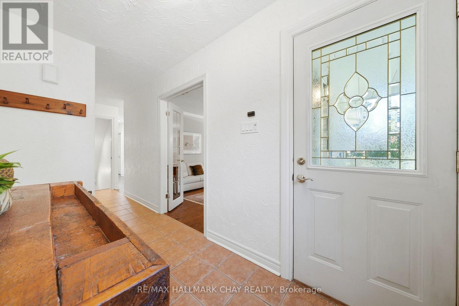 17 Stewart Street W, New Tecumseth (Beeton), Ontario  L0G 1A0 - Photo 6 - N13779416