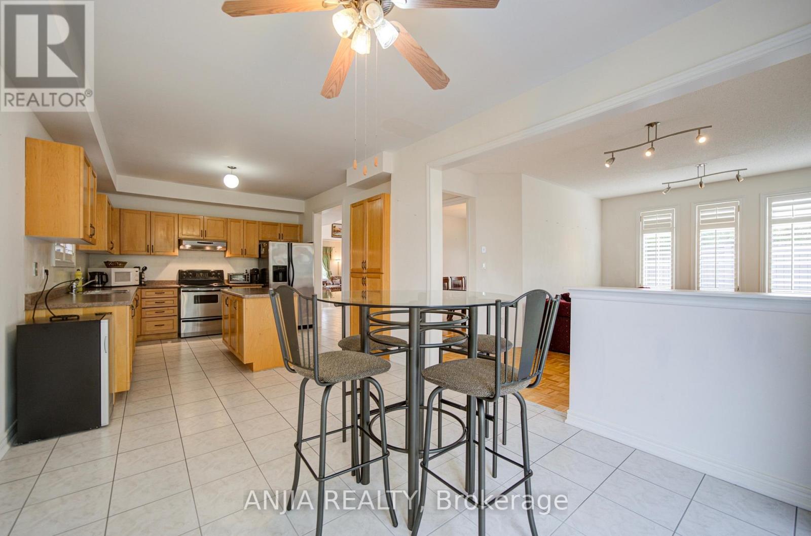 65 Staynor Crescent, Markham (Wismer), Ontario  L6E 1M8 - Photo 12 - N13779446