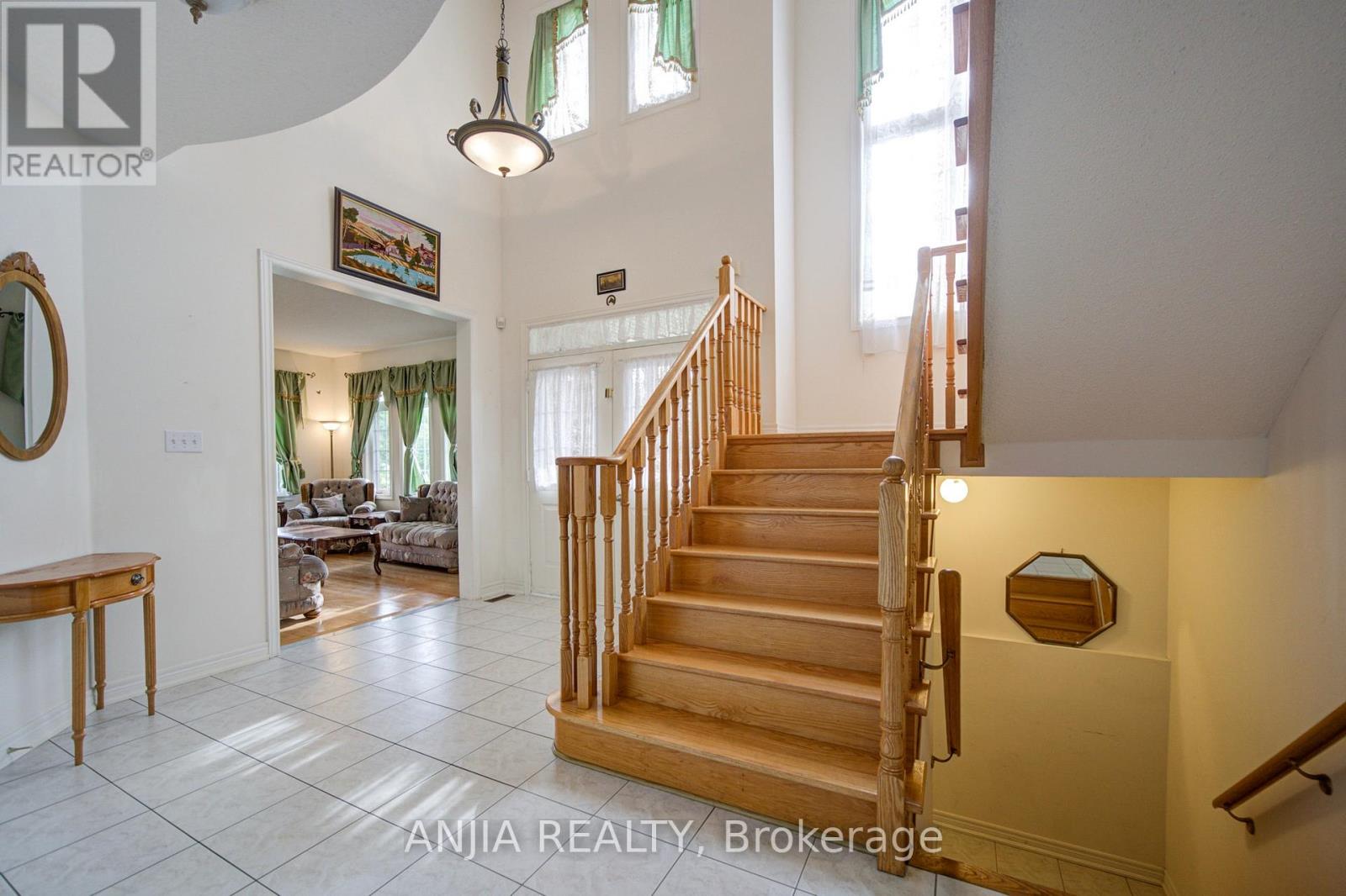 65 Staynor Crescent, Markham (Wismer), Ontario  L6E 1M8 - Photo 3 - N13779446