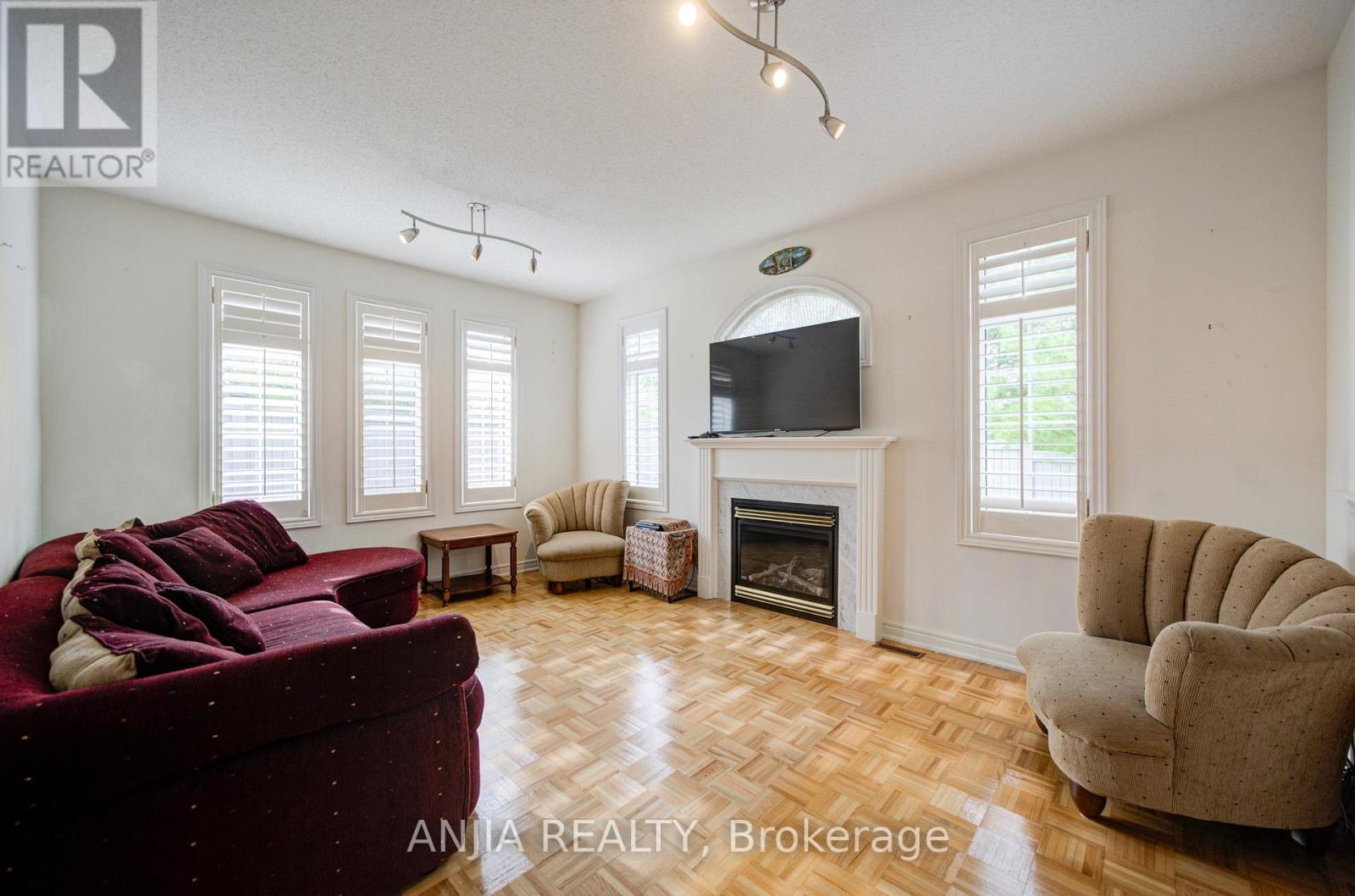 65 Staynor Crescent, Markham (Wismer), Ontario  L6E 1M8 - Photo 8 - N13779446