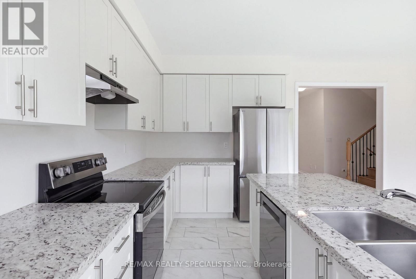 147 Rosanne Circle, Wasaga Beach, Ontario  L9Z 0N1 - Photo 15 - S13779490
