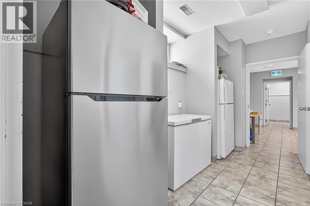 43 Dupont Street E, Waterloo, Ontario  N2J 2G8 - Photo 11 - 40863049