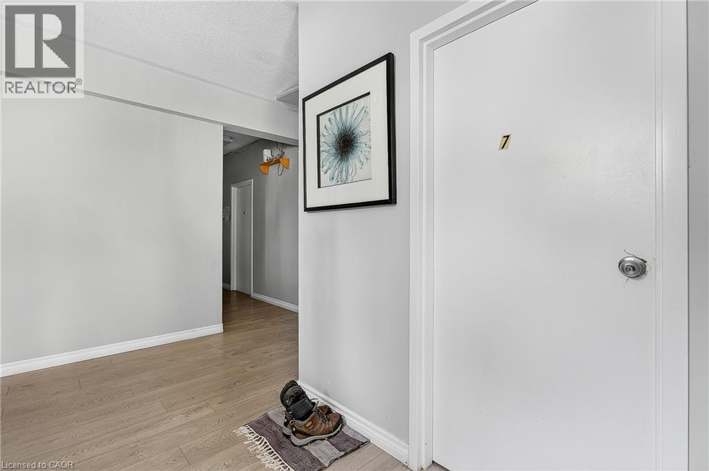 43 Dupont Street E, Waterloo, Ontario  N2J 2G8 - Photo 22 - 40863049