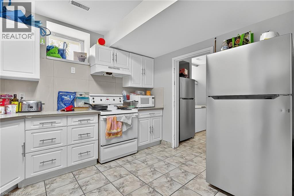 43 Dupont Street E, Waterloo, Ontario  N2J 2G8 - Photo 9 - 40863049