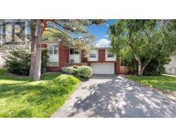 7 THE LINKS ROAD, Toronto, Ontario