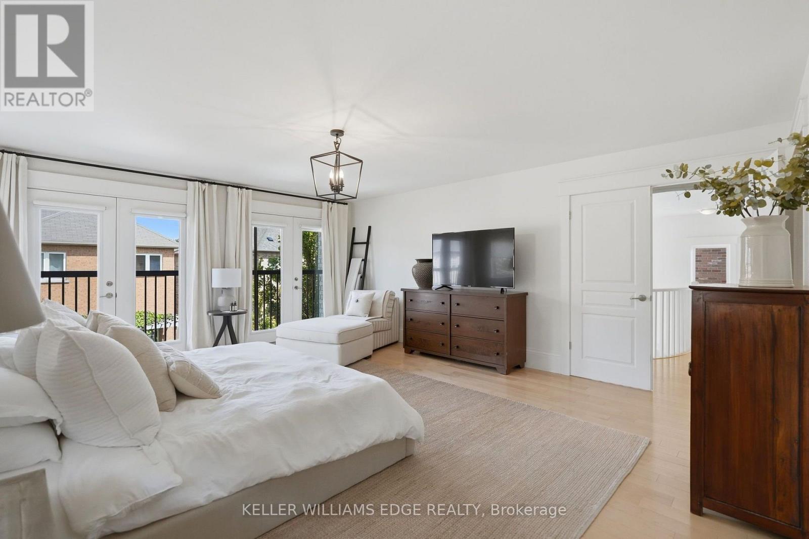 3202 Saltaire Crescent, Oakville, Ontario L6M 0K8 - Photo 19 - W13779478