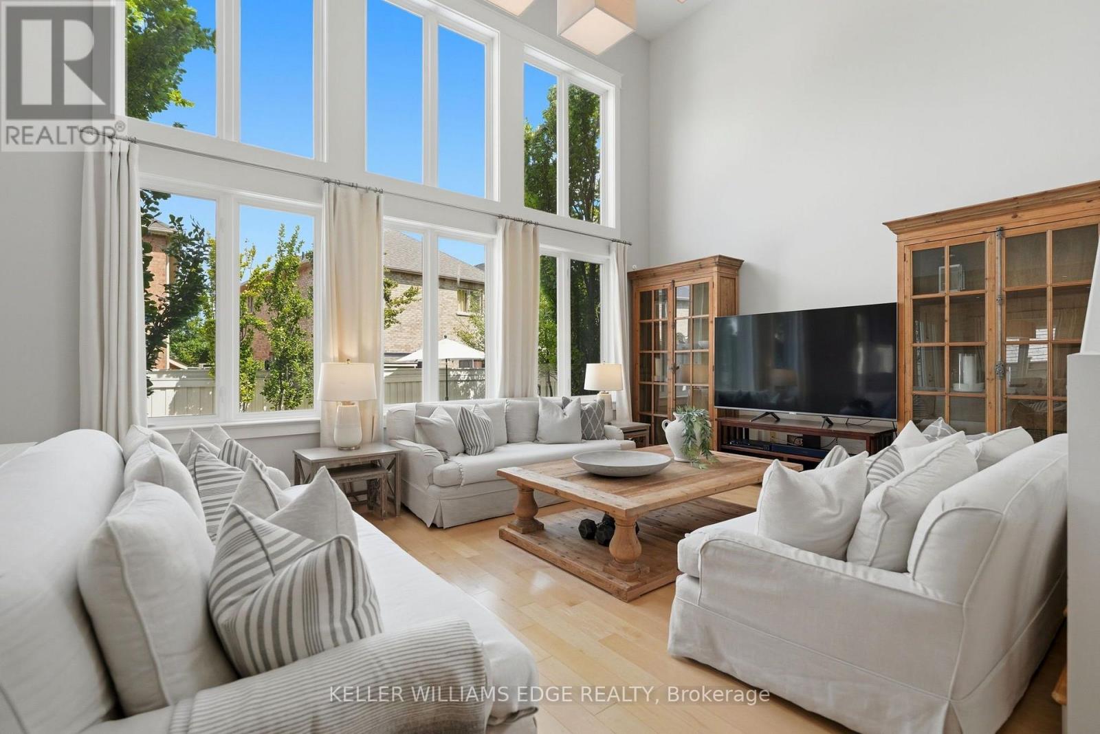 3202 Saltaire Crescent, Oakville, Ontario L6M 0K8 - Photo 8 - W13779478