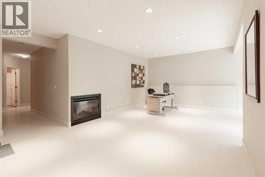 2207 Sirocco Drive SW, Calgary, Alberta  T3H 2T9 - Photo 34 - A2337577