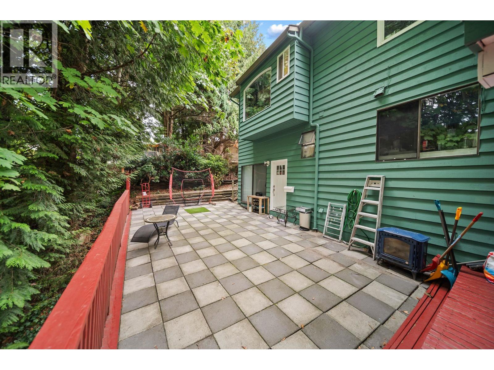 1003 Windward Drive, Coquitlam, British Columbia  V3C 4M5 - Photo 31 - R3164811