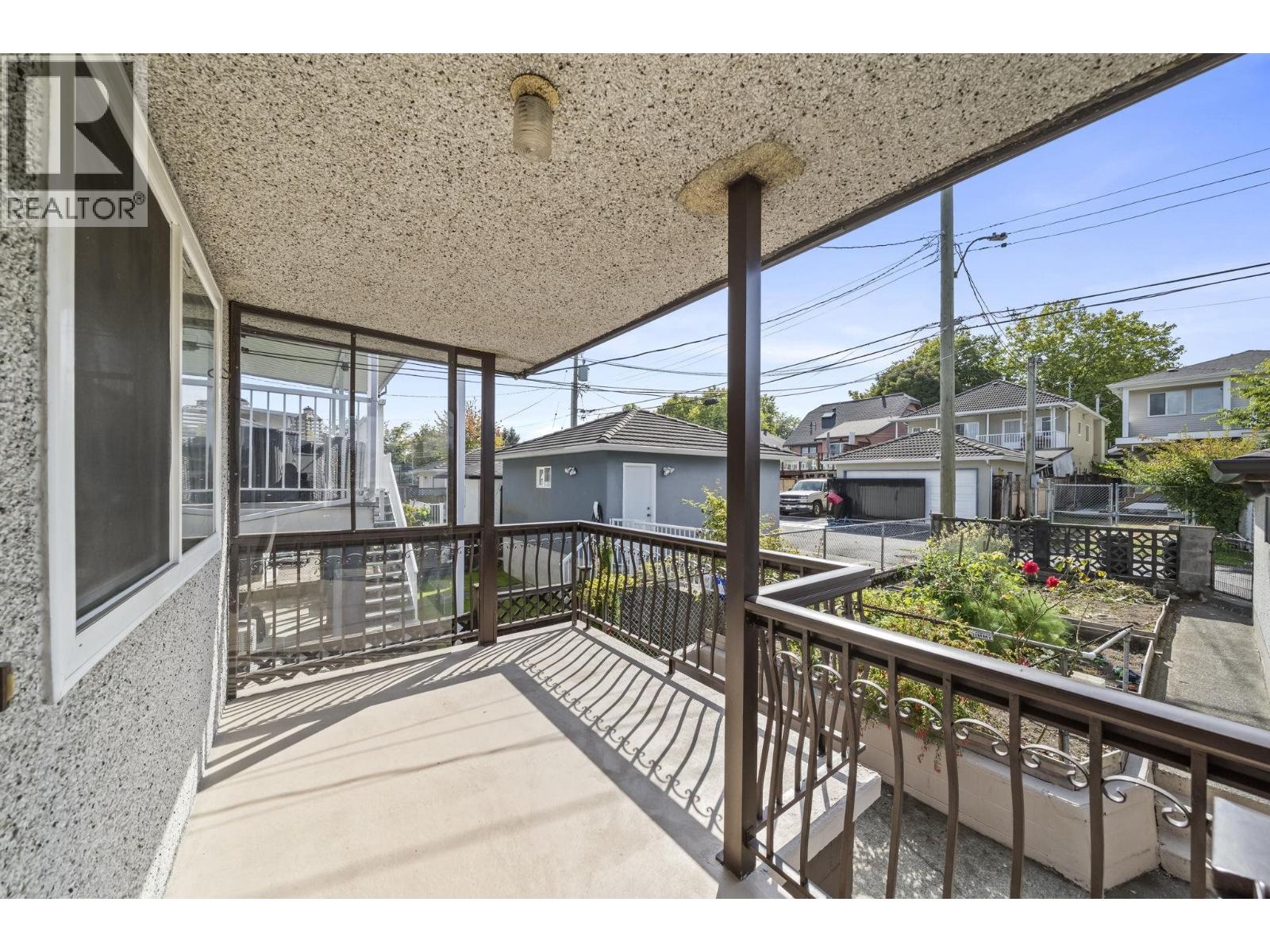 2634 Parker Street, Vancouver, British Columbia  V5K 2T4 - Photo 12 - R3164813