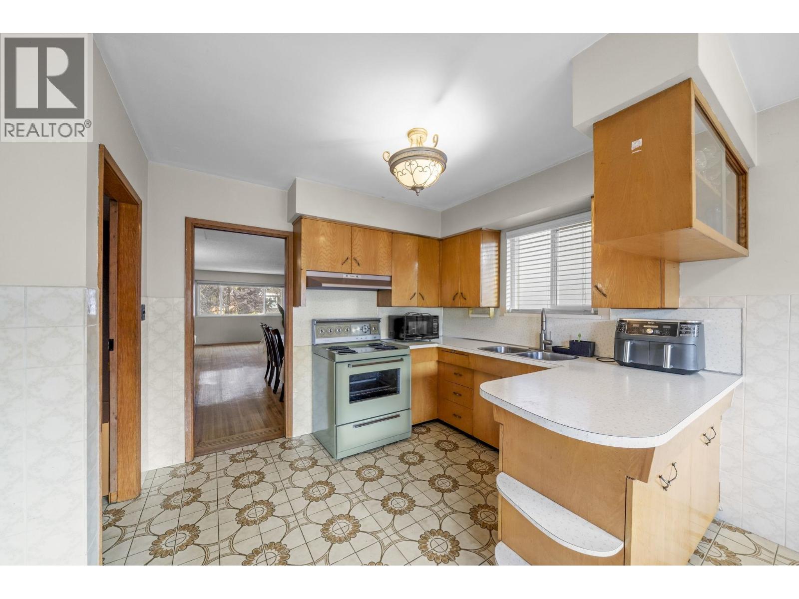 2634 Parker Street, Vancouver, British Columbia  V5K 2T4 - Photo 8 - R3164813