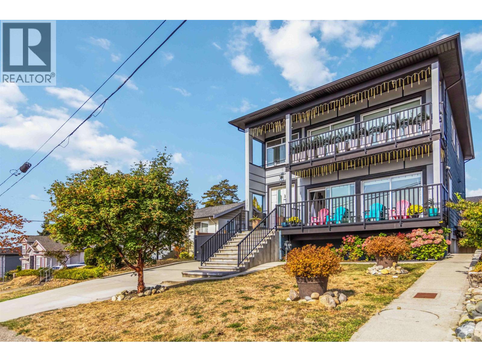 2237 Dublin Street, New Westminster, British Columbia  V3M 3B2 - Photo 2 - R3164816