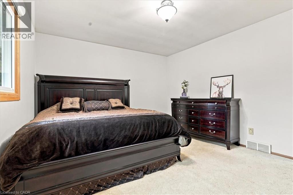 395 Mossom Place, Waterloo, Ontario  N2K 2G7 - Photo 16 - 40860871