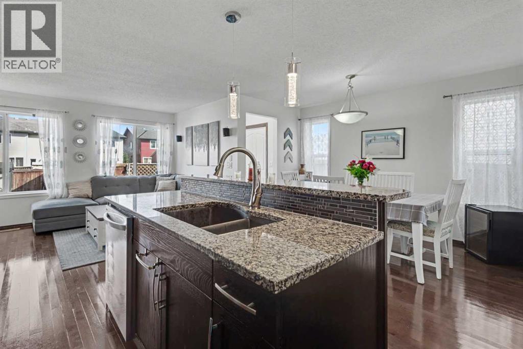 380 Cranberry Circle Se, Calgary, Alberta  T3M 0L8 - Photo 7 - A2343563