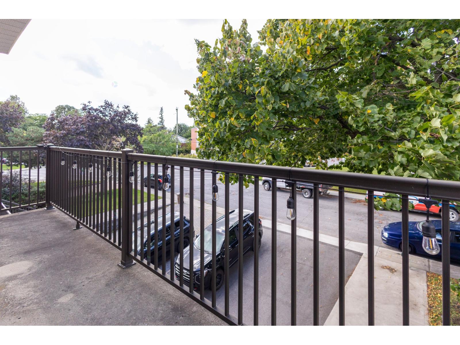 550-554 36e Avenue Montréal (Lachine) Quebec Canada H8T3G1 3