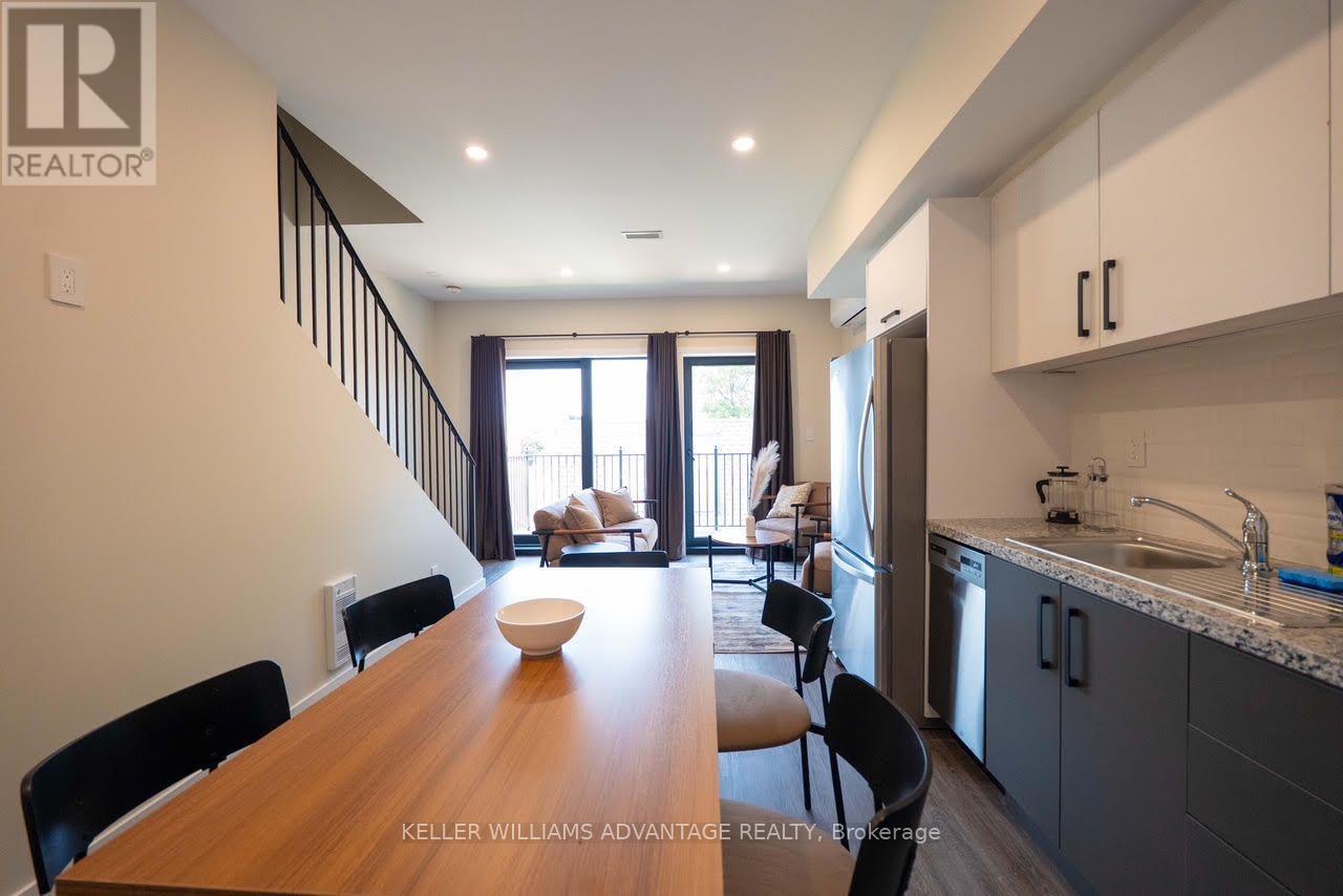 Unit 3 - 50 Castleton Avenue, Toronto, Ontario  M6N 3Z5 - Photo 4 - W13698166