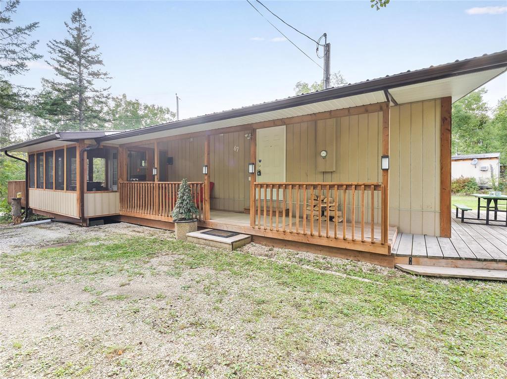 67 Riverside Parkway, Lac Du Bonnet Rm, Manitoba  R0E 1A0 - Photo 1 - 202622871