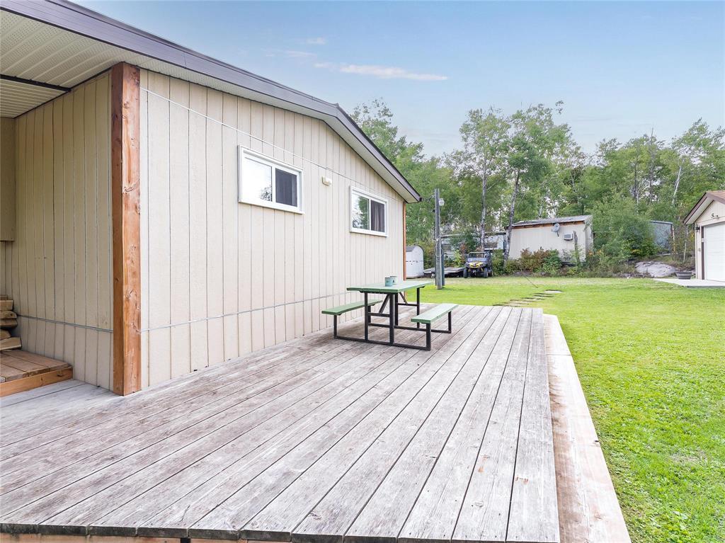 67 Riverside Parkway, Lac Du Bonnet Rm, Manitoba  R0E 1A0 - Photo 12 - 202622871
