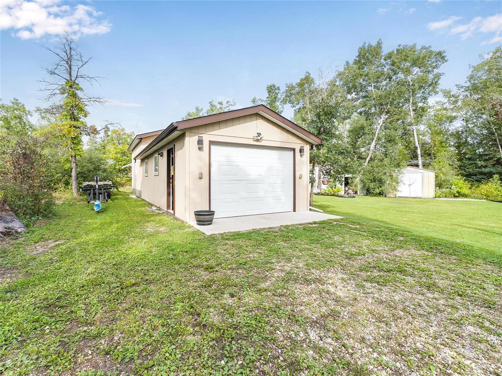 67 Riverside Parkway, Lac Du Bonnet Rm, Manitoba  R0E 1A0 - Photo 37 - 202622871