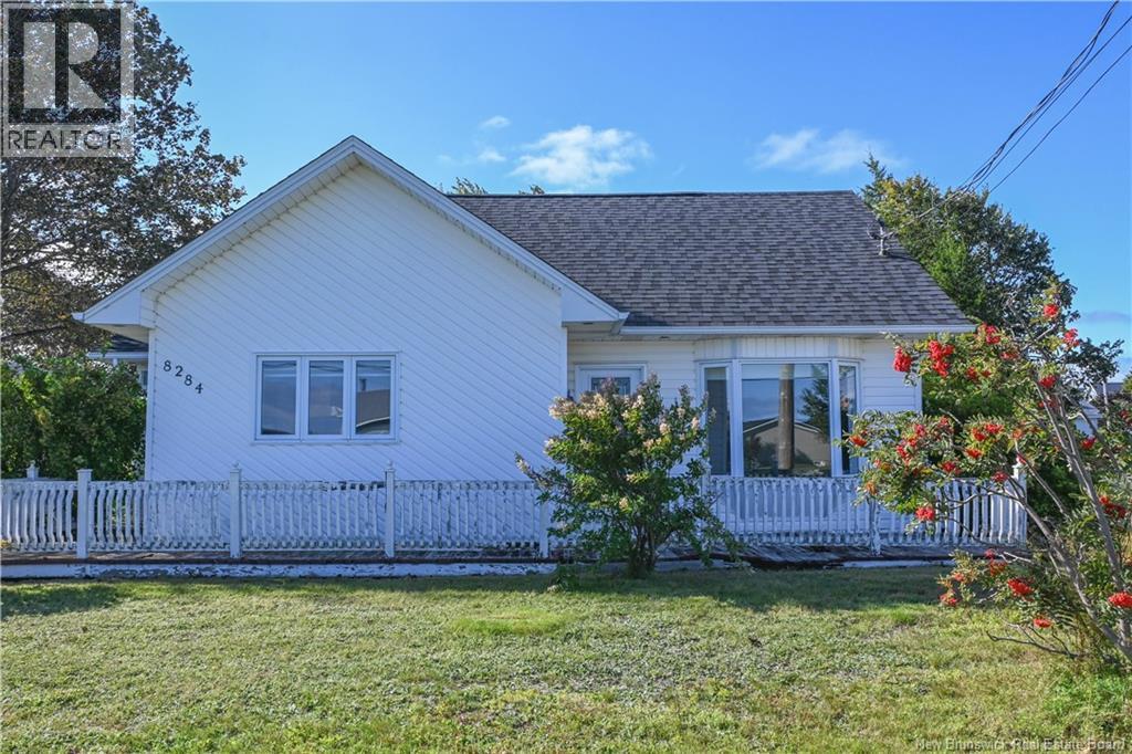 8284 Saint-Paul Street, Bas-Caraquet, New Brunswick
