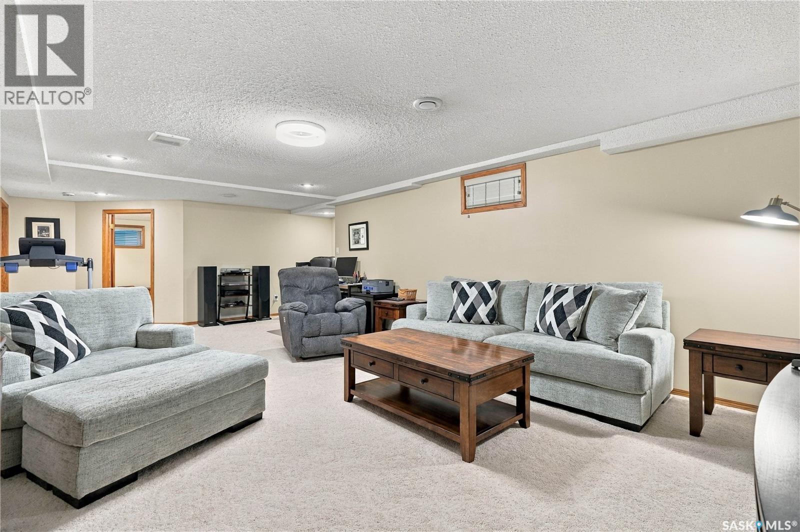 1328 Harrison Way N, Regina, Saskatchewan  S4X 4G4 - Photo 40 - SK048347