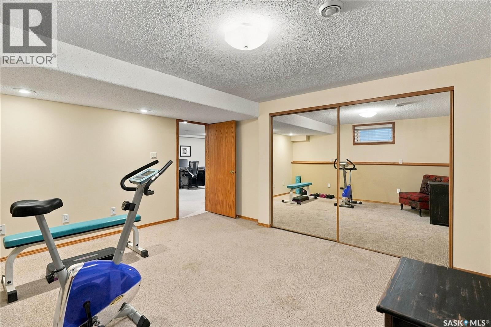 1328 Harrison Way N, Regina, Saskatchewan  S4X 4G4 - Photo 46 - SK048347