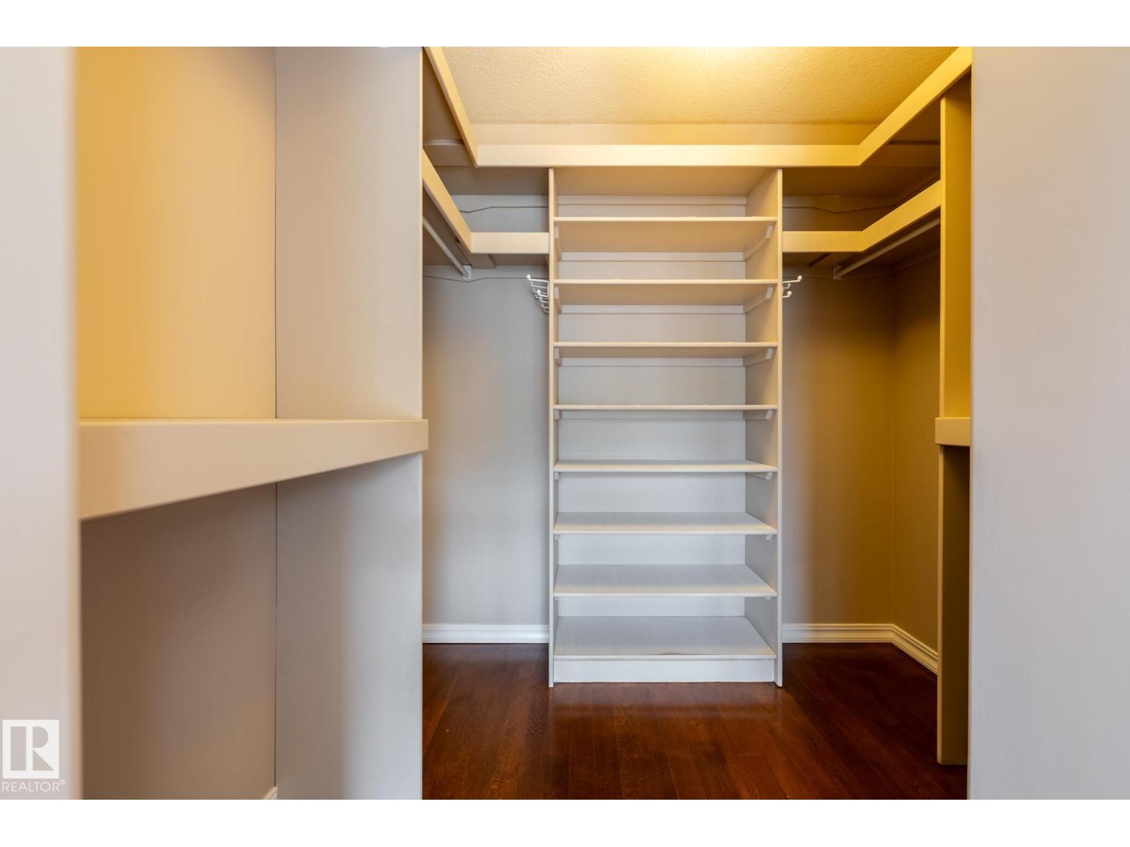 11122 52 ST NW photo 42