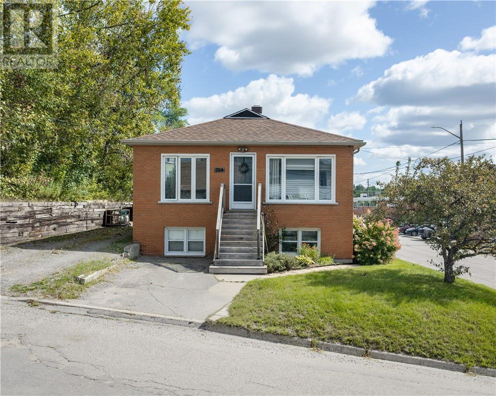 708 Lawson Street, Sudbury, Ontario  P3E 4H3 - Photo 1 - 2130331