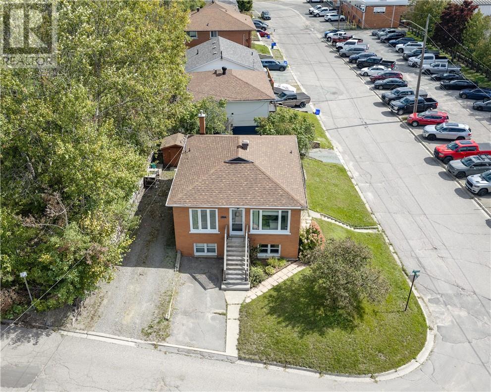 708 Lawson Street, Sudbury, Ontario  P3E 4H3 - Photo 26 - 2130331