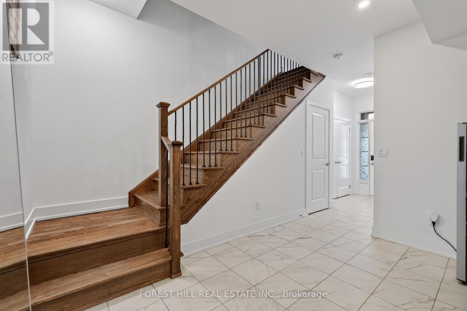 63 Waterside Way, Whitby, Ontario  L1N 1B3 - Photo 7 - E13779286
