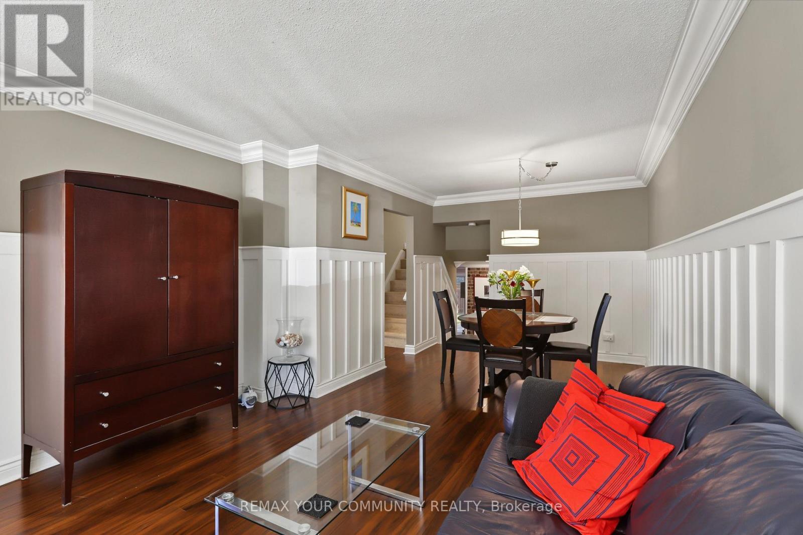 33 Mcdonald Drive, Aurora, Ontario  L4G 2T4 - Photo 6 - N13778956