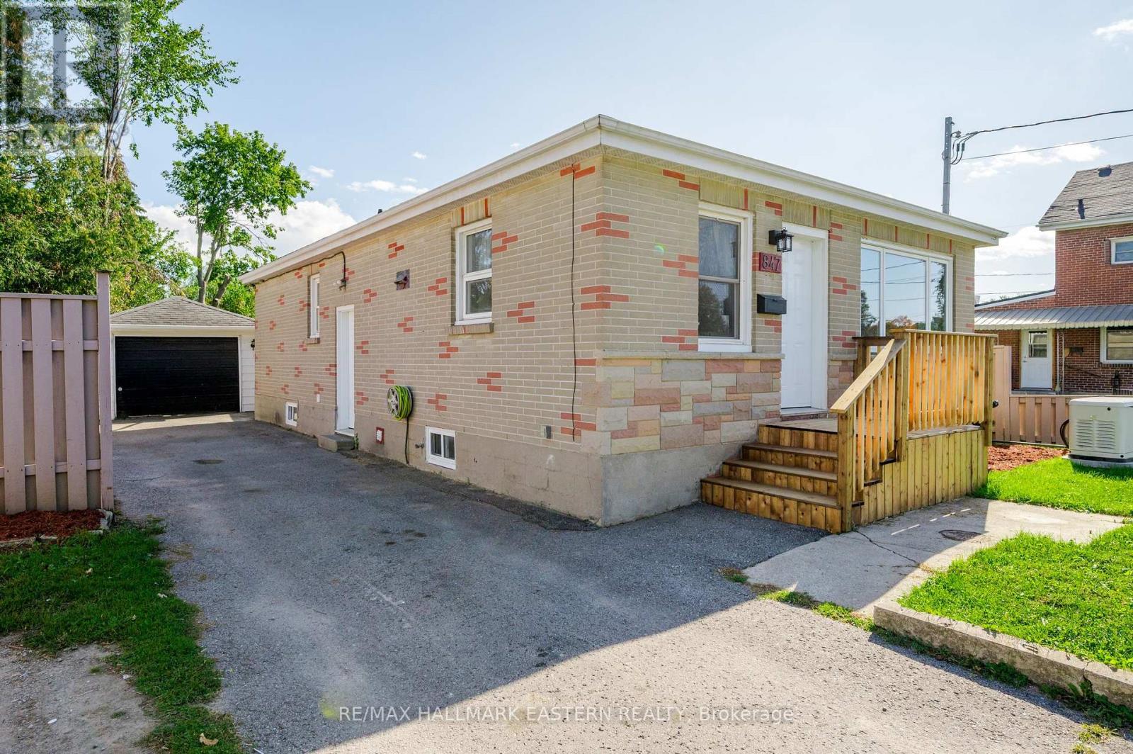 847 St Mary's Street, Peterborough (Otonabee Ward 1), Ontario  K9J 4H4 - Photo 5 - X13779666