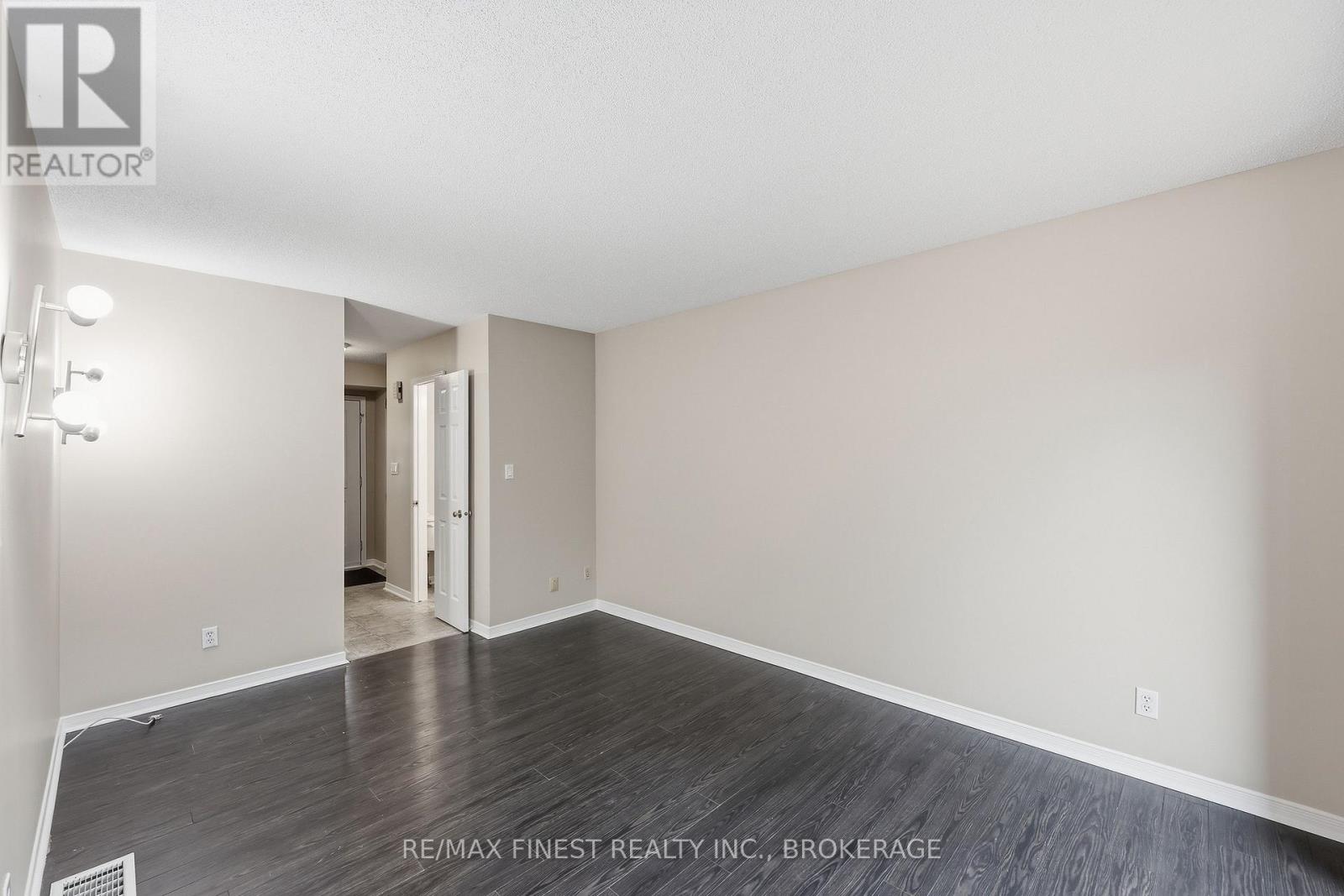 870 Walker Court, Kingston, Ontario  K7M 8L2 - Photo 15 - X13779694