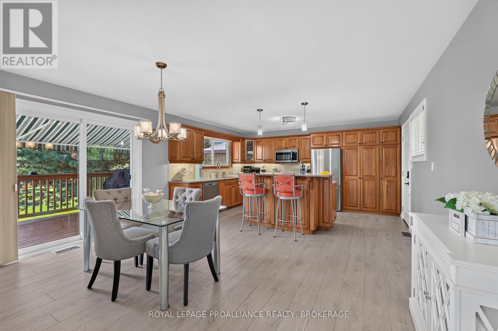 38 Willowbank W, Gananoque, Ontario  K7G 2V5 - Photo 9 - X13779800