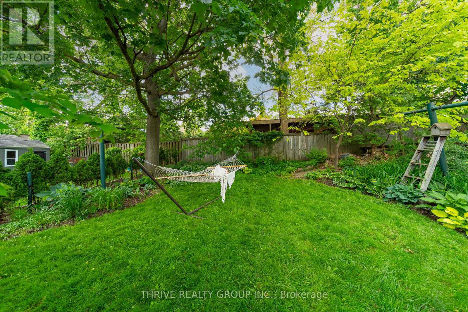 39 The Ridgeway Street, London South, Ontario N6C 1A2 - Photo 14 - X13779548