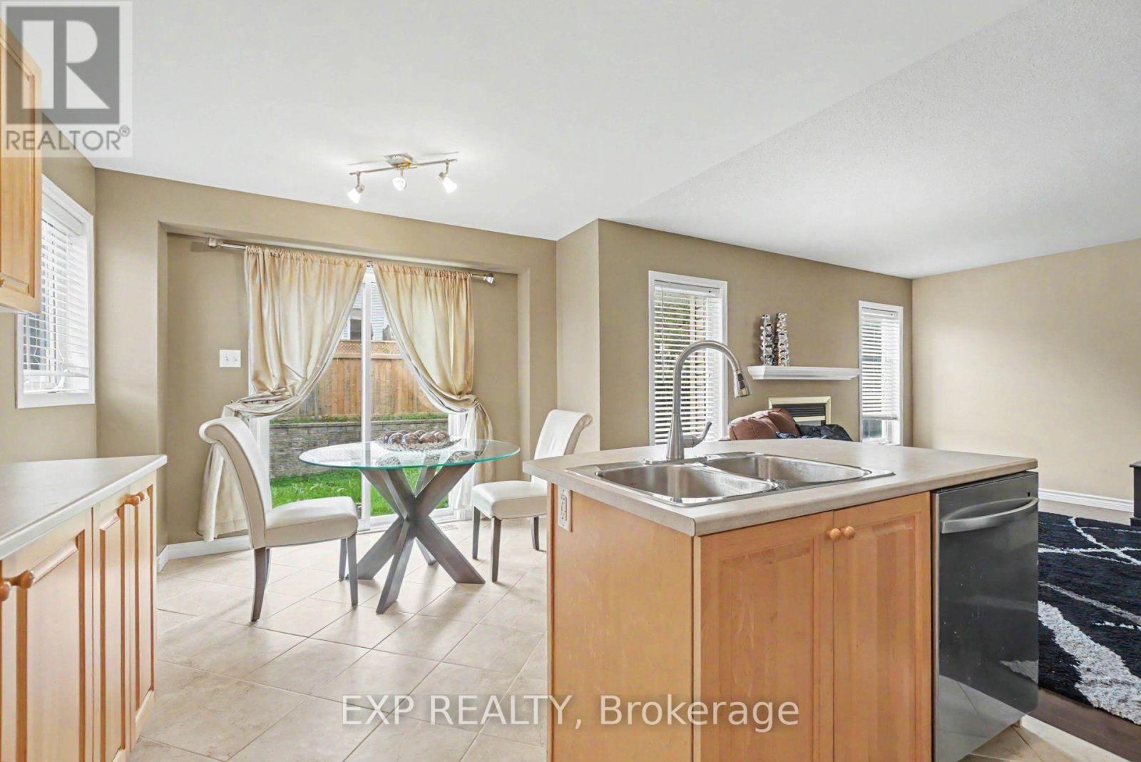 100 Rocky Hill Drive, Ottawa, Ontario  K2G 7B2 - Photo 8 - X13779614