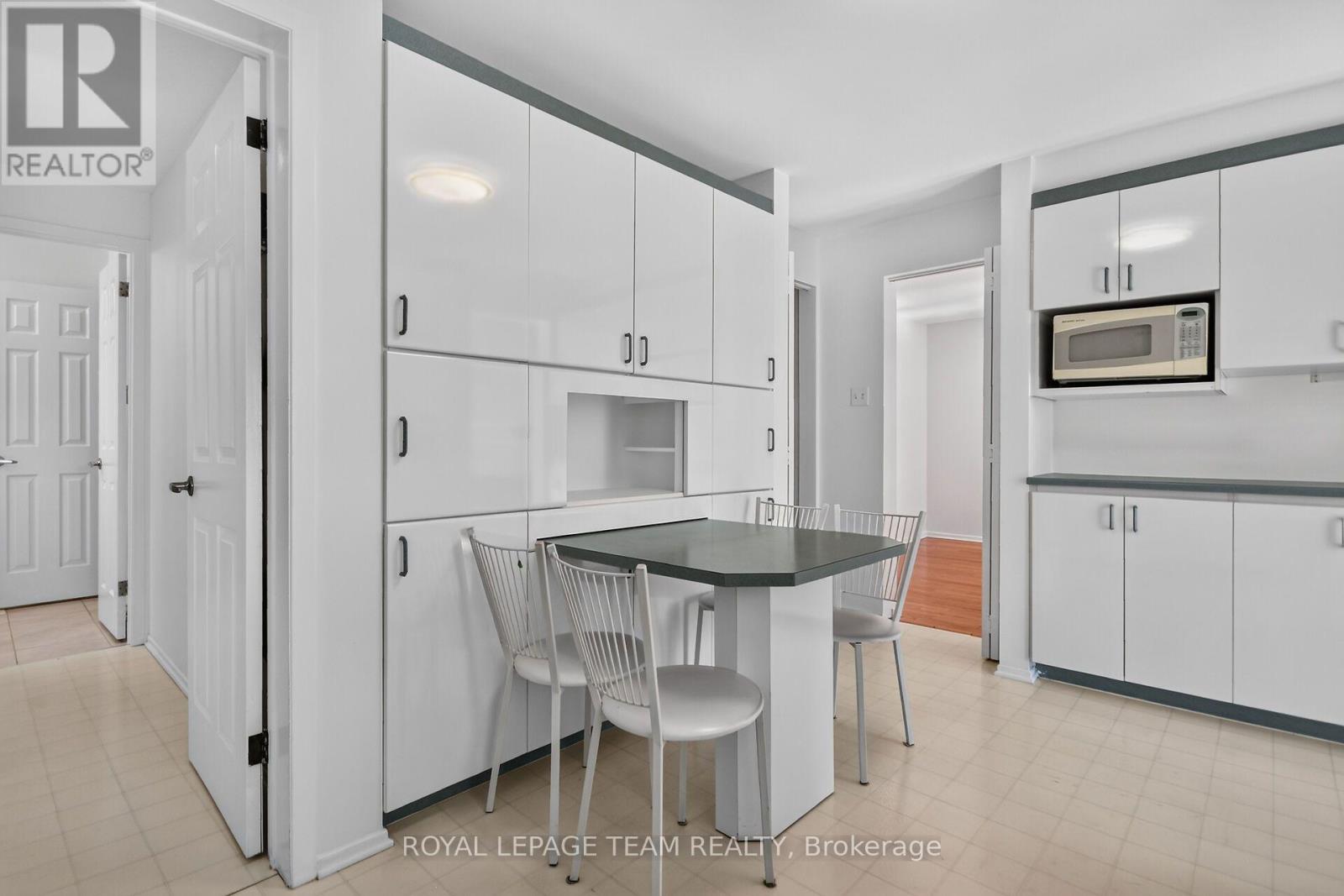 106 Four Seasons Drive, Ottawa, Ontario  K2E 7S1 - Photo 19 - X13779634