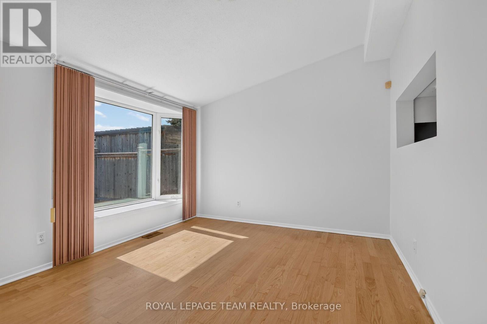 106 Four Seasons Drive, Ottawa, Ontario  K2E 7S1 - Photo 25 - X13779634