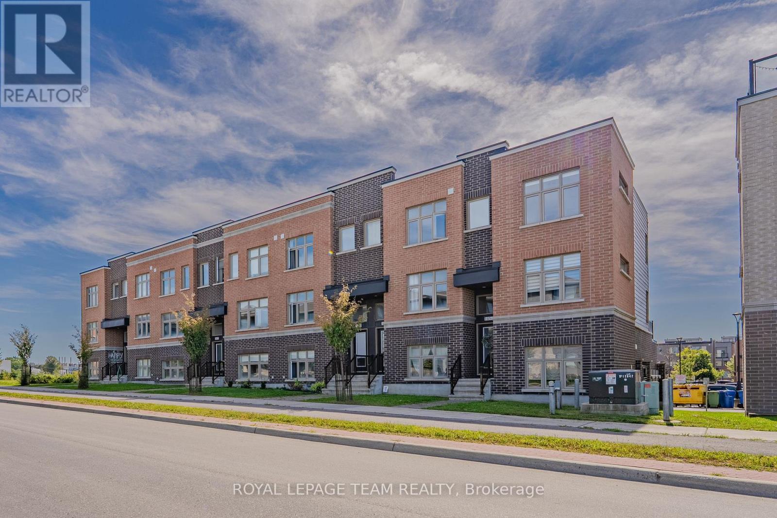 1466 Hemlock Road, Ottawa, Ontario  K1K 4Z8 - Photo 2 - X13779712