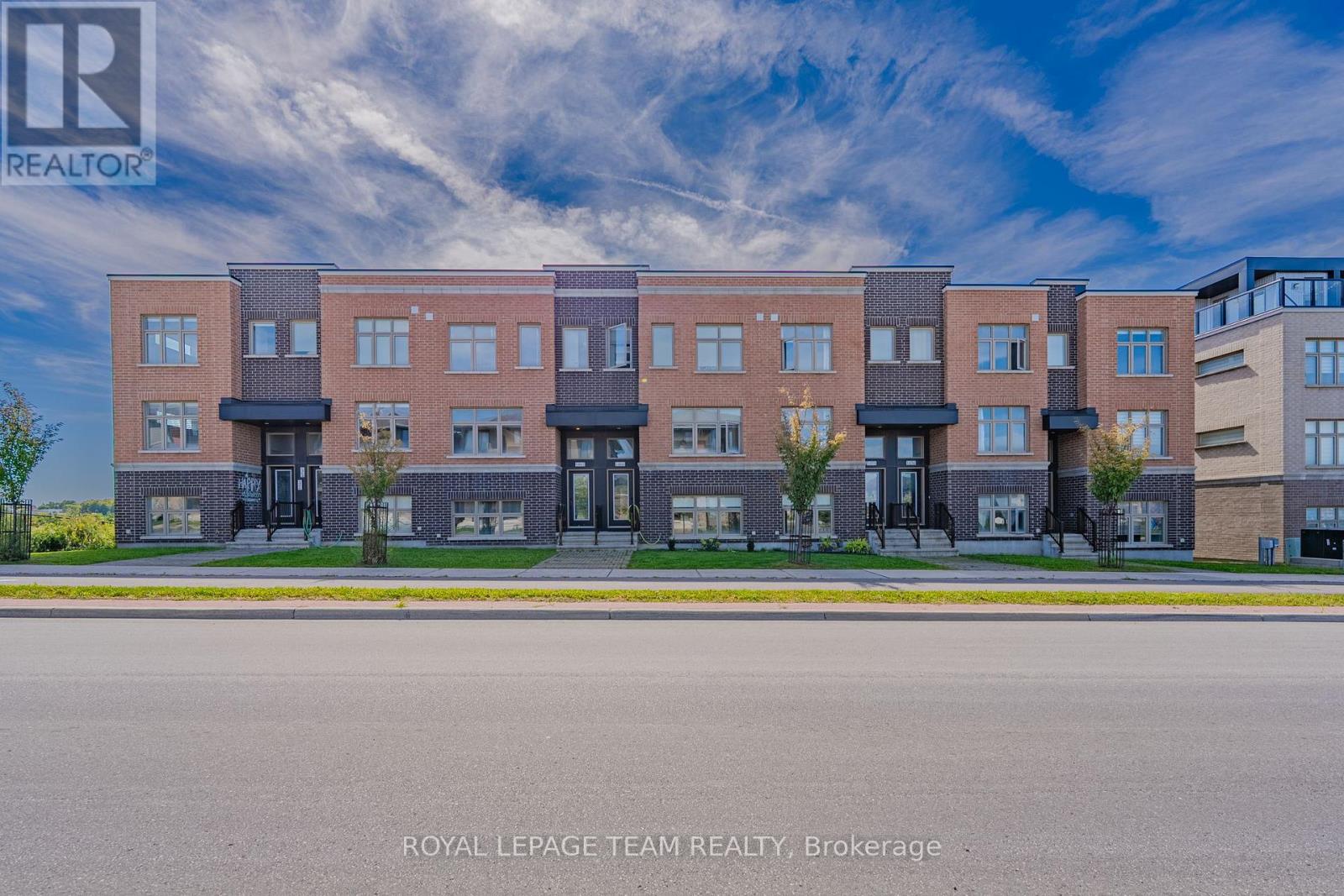 1466 Hemlock Road, Ottawa, Ontario  K1K 4Z8 - Photo 3 - X13779712