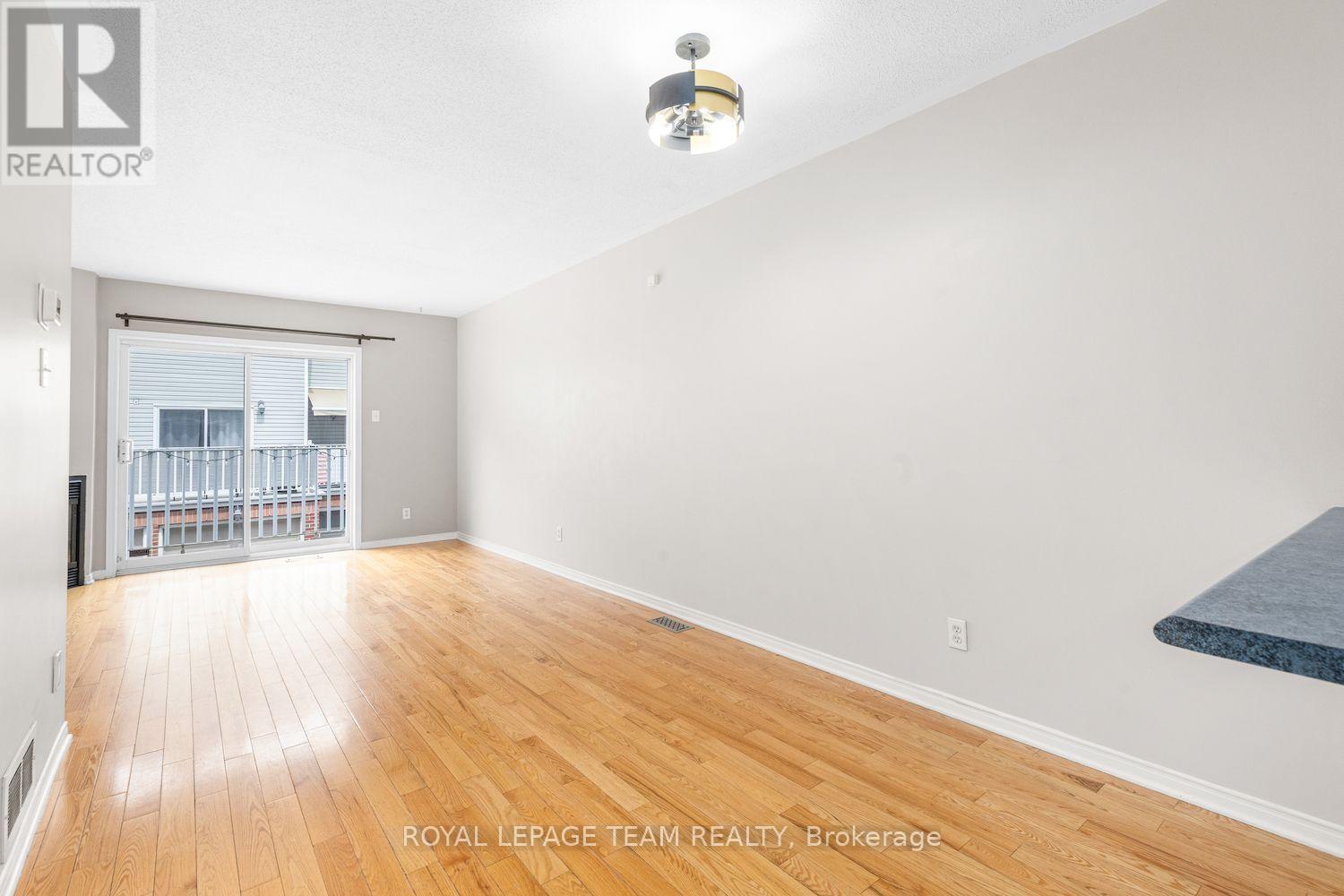 7 - 395 Bell Street S, Ottawa, Ontario  K1S 4K5 - Photo 8 - X13779816