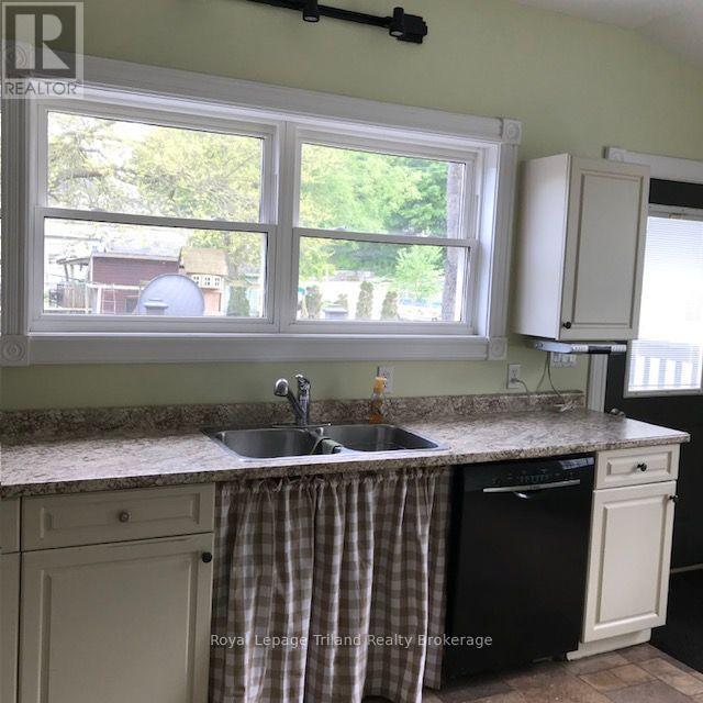 338 Smith Street, Central Elgin, Ontario  N5L 1C6 - Photo 9 - X13779740