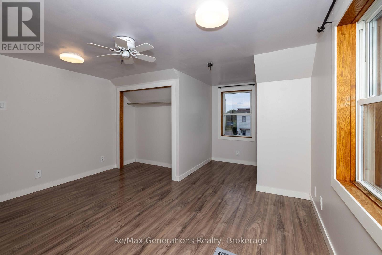 559 Empire Avenue E, Thunder Bay, Ontario  P7E 4S9 - Photo 12 - X13779690
