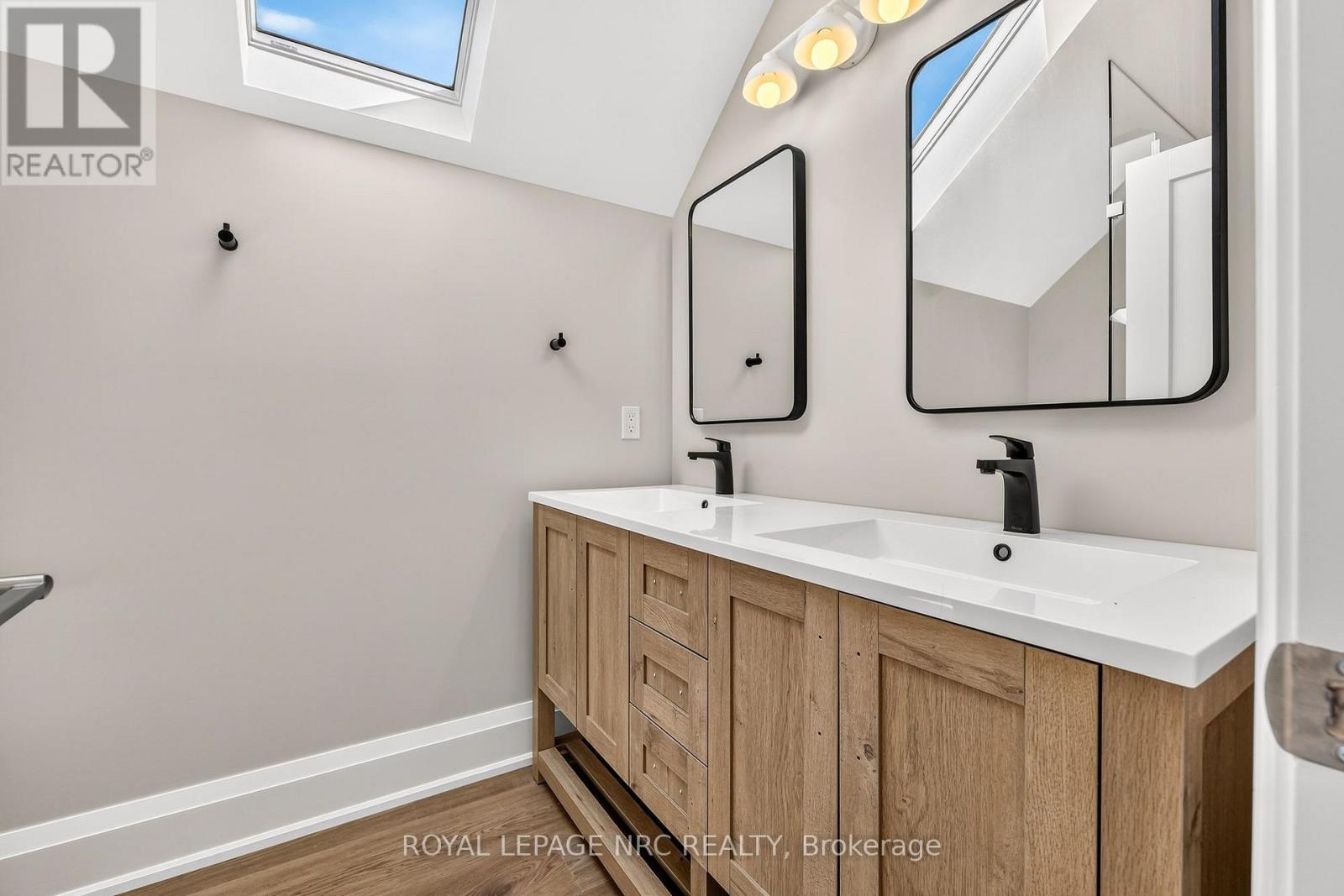 105 Delater Street, Niagara-On-The-Lake, Ontario  L0S 1S0 - Photo 17 - X13779556