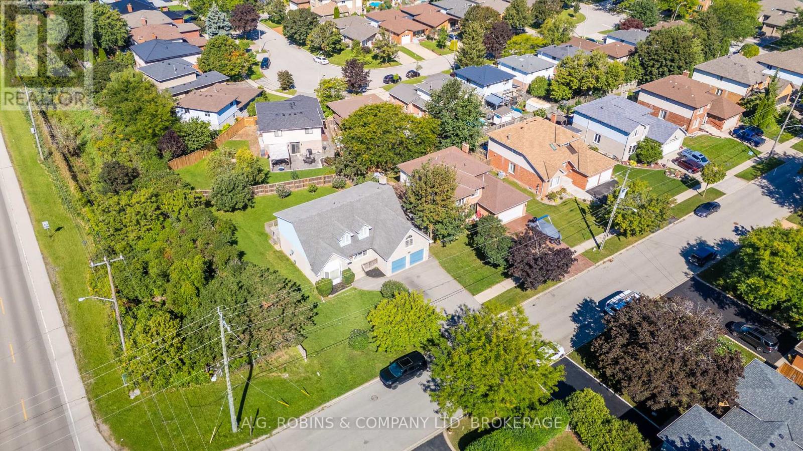 381 Kerman Avenue, Grimsby, Ontario  L3M 5C4 - Photo 44 - X13779756